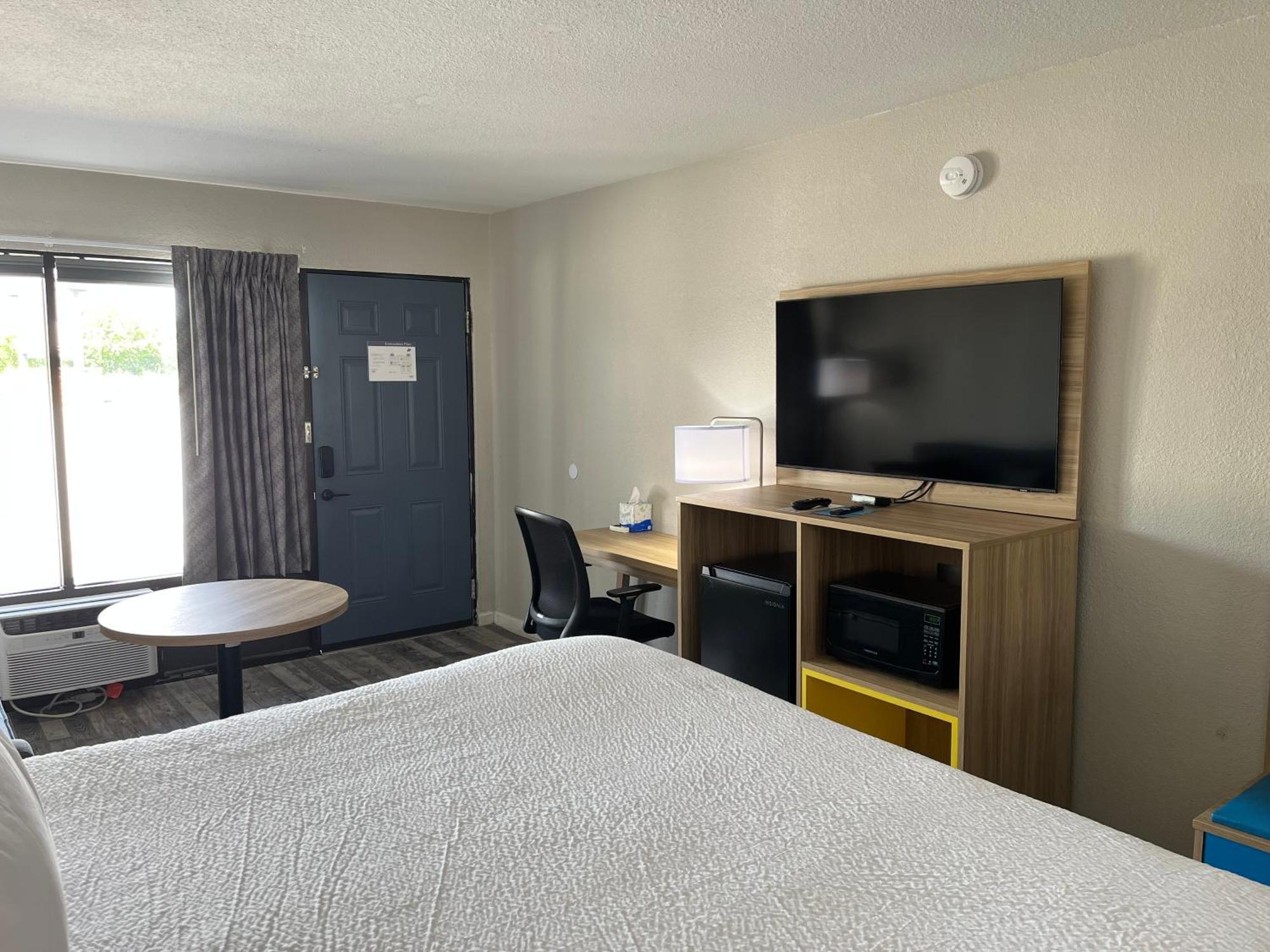 Days Inn By Wyndham Branson Ozarks Esterno foto
